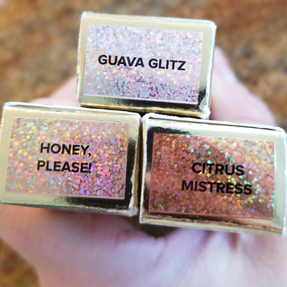 glitter eyeshadow - Picture 2 of 3